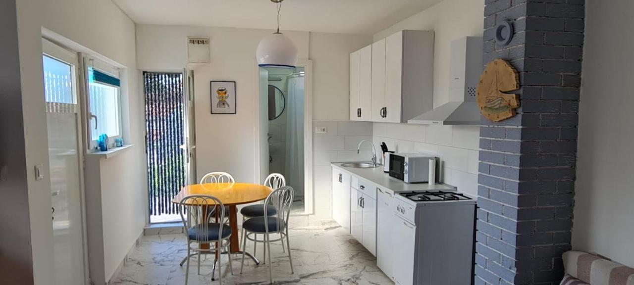 Apartmani Centar Seline Paklenica Extérieur photo